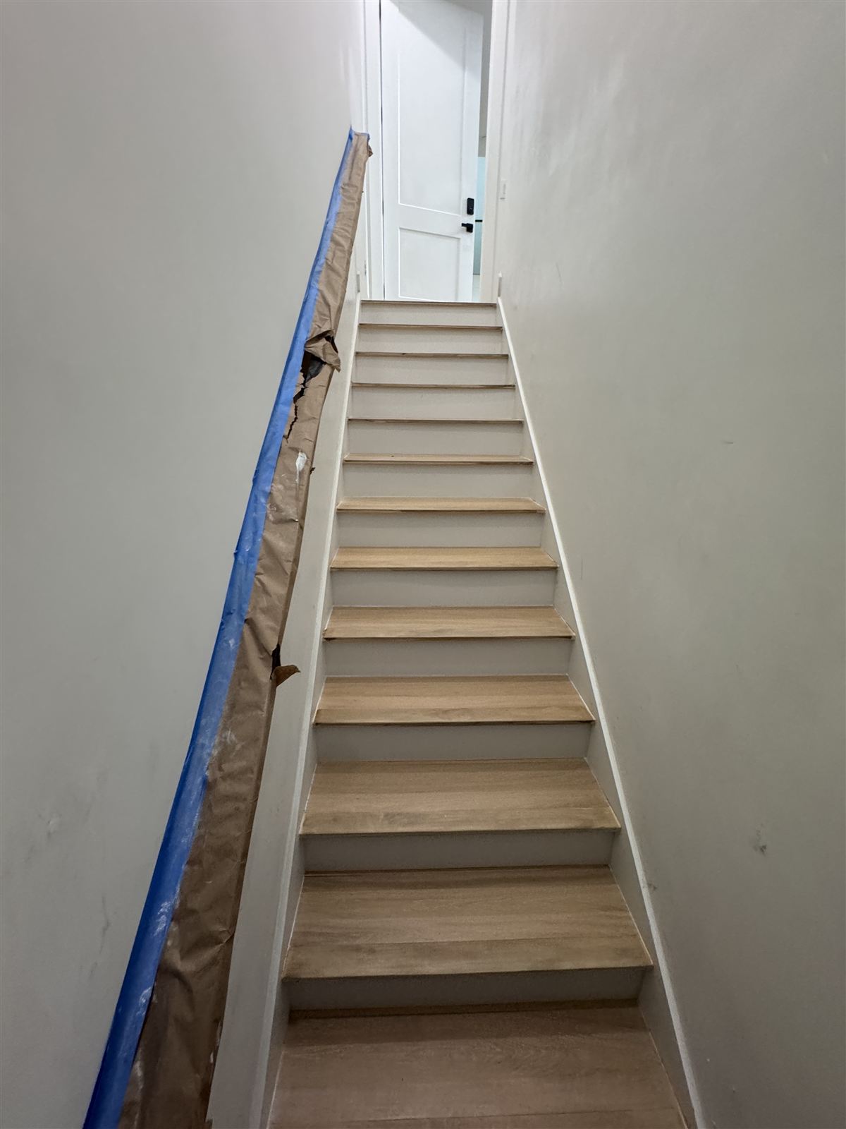 Staircase remodel with new treads by 3DCON LLC