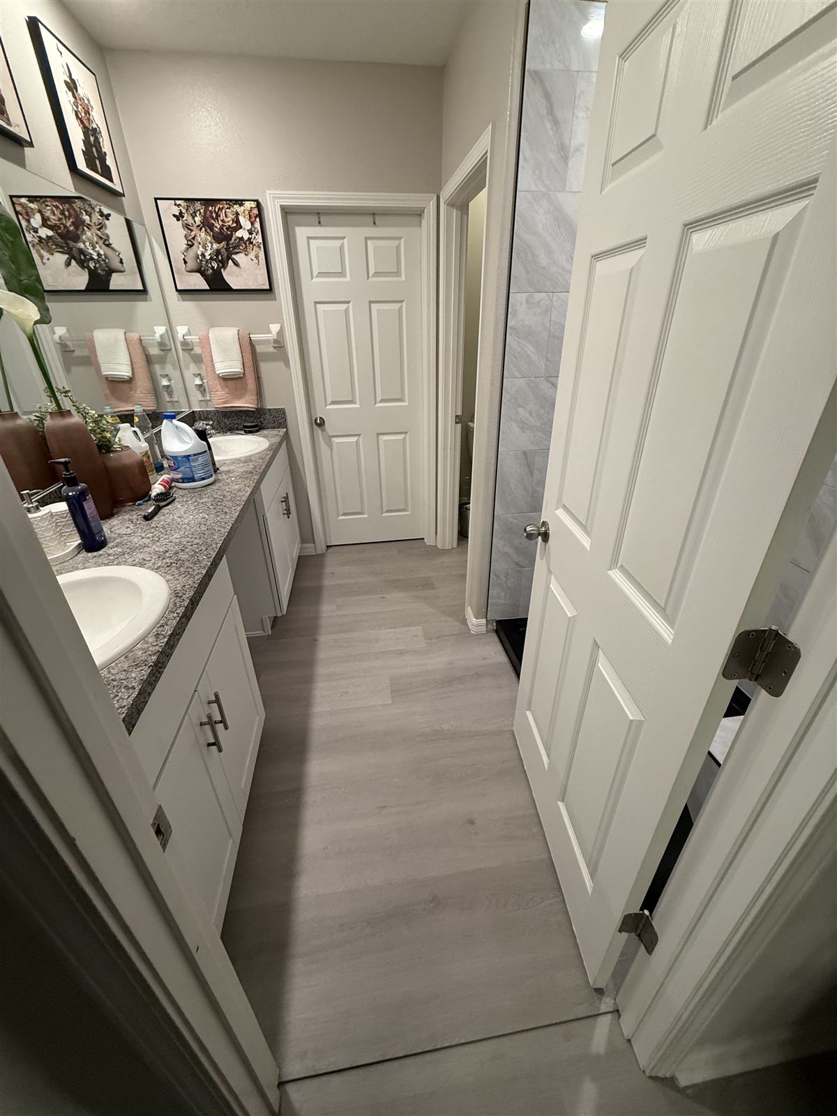 Bathroom vanity remodel with granite countertop by 3DCON LLC